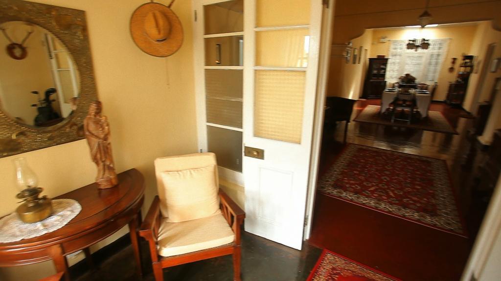 Senani Colonial Holiday Bungalow Nuwara Eliya Habitación foto