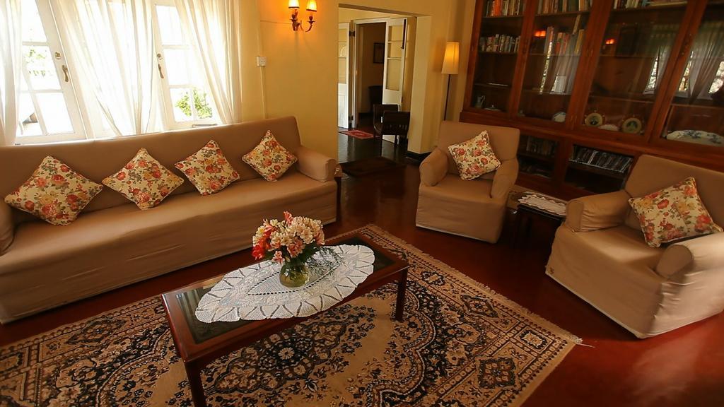 Senani Colonial Holiday Bungalow Nuwara Eliya Habitación foto